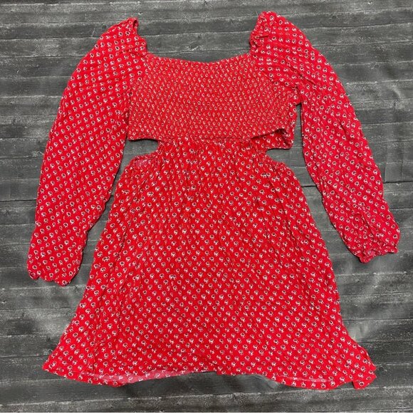 AMERICAN EAGLE RED FLORAL CUT OUT LONG SLEEVE DRESS - Picture 5 of 7